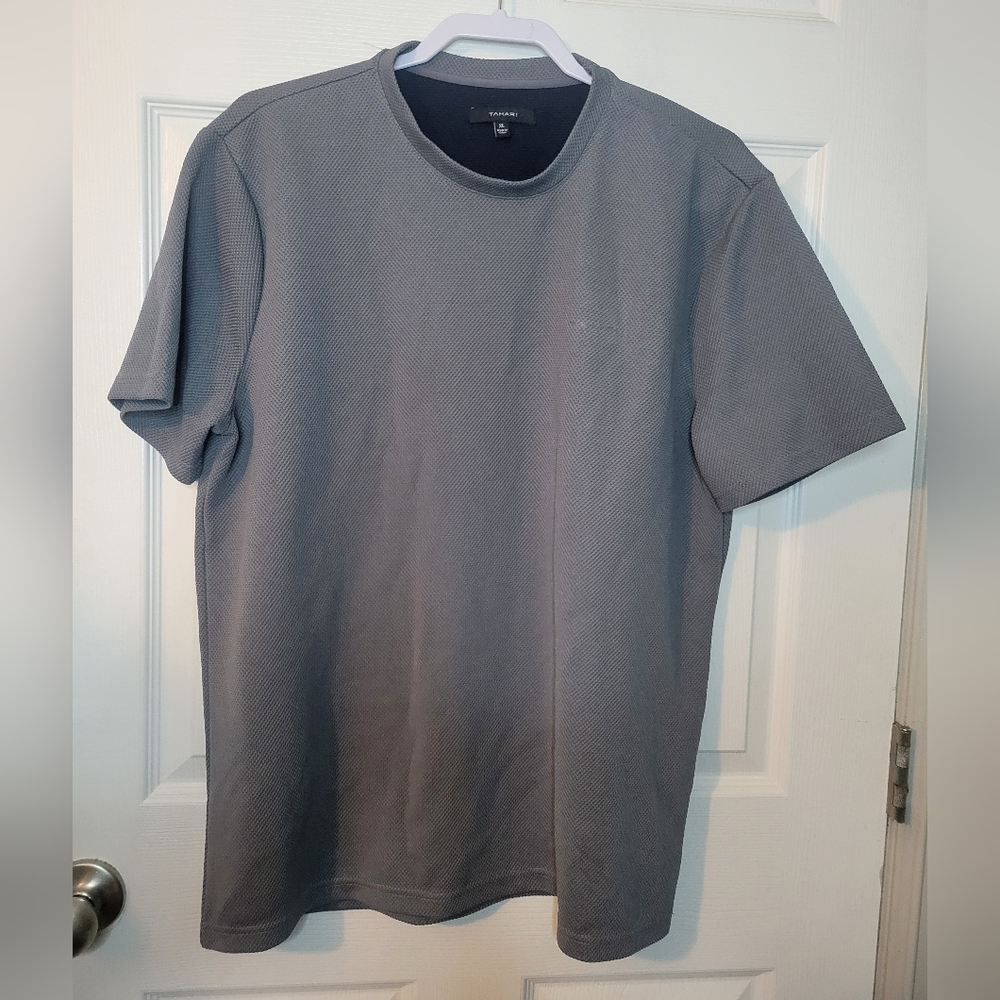 Tahari Shirt Men XL Gray Pullover Performance T Shirt